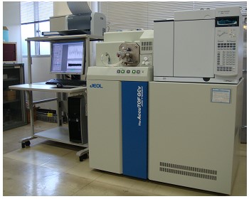 ガスクロマトグラフ飛行時間型質量分析計